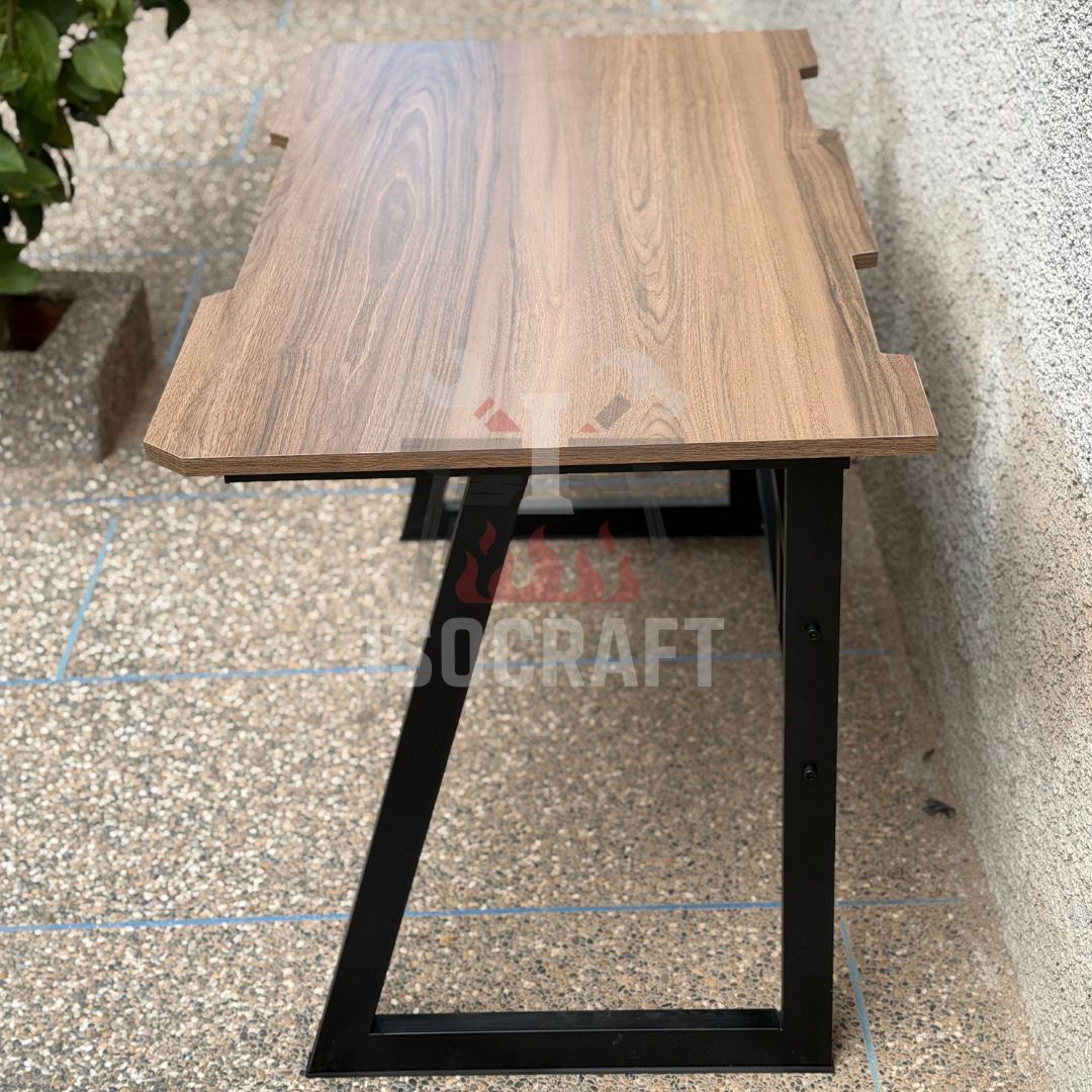 Modèle Δ – Look Créatif